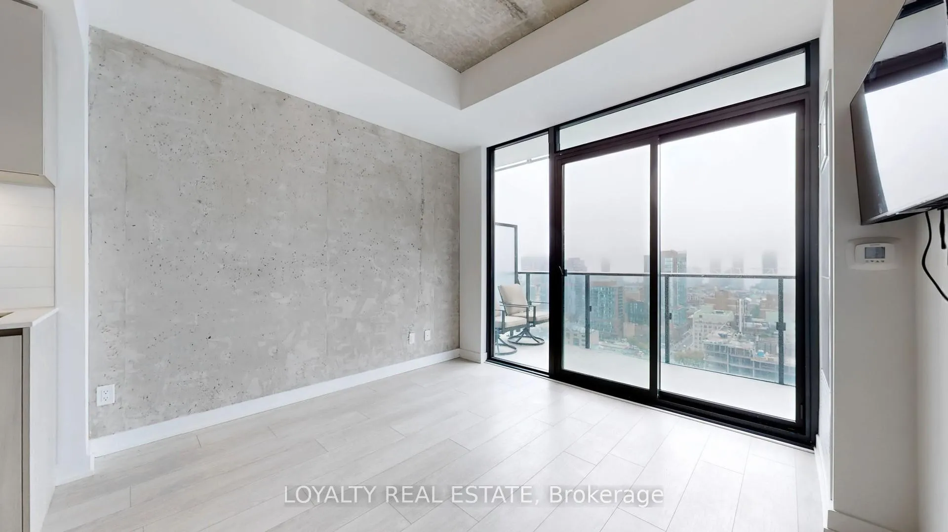 Photo 8 of Unit 2208, 47 Mutual Street, Toronto, Church-Yonge Corridor — HOMEH