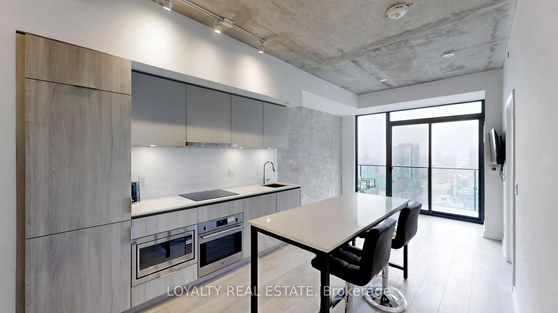 Photo 14 of Unit 2208, 47 Mutual Street, Toronto, Church-Yonge Corridor — HOMEH