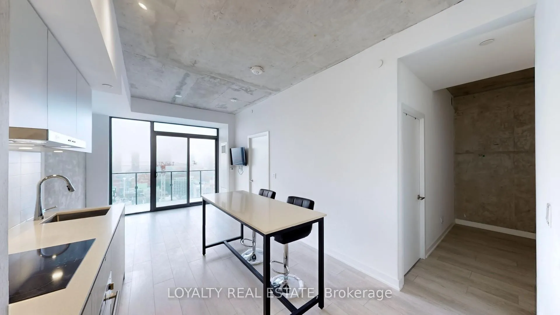 Photo 18 of Unit 2208, 47 Mutual Street, Toronto, Church-Yonge Corridor — HOMEH