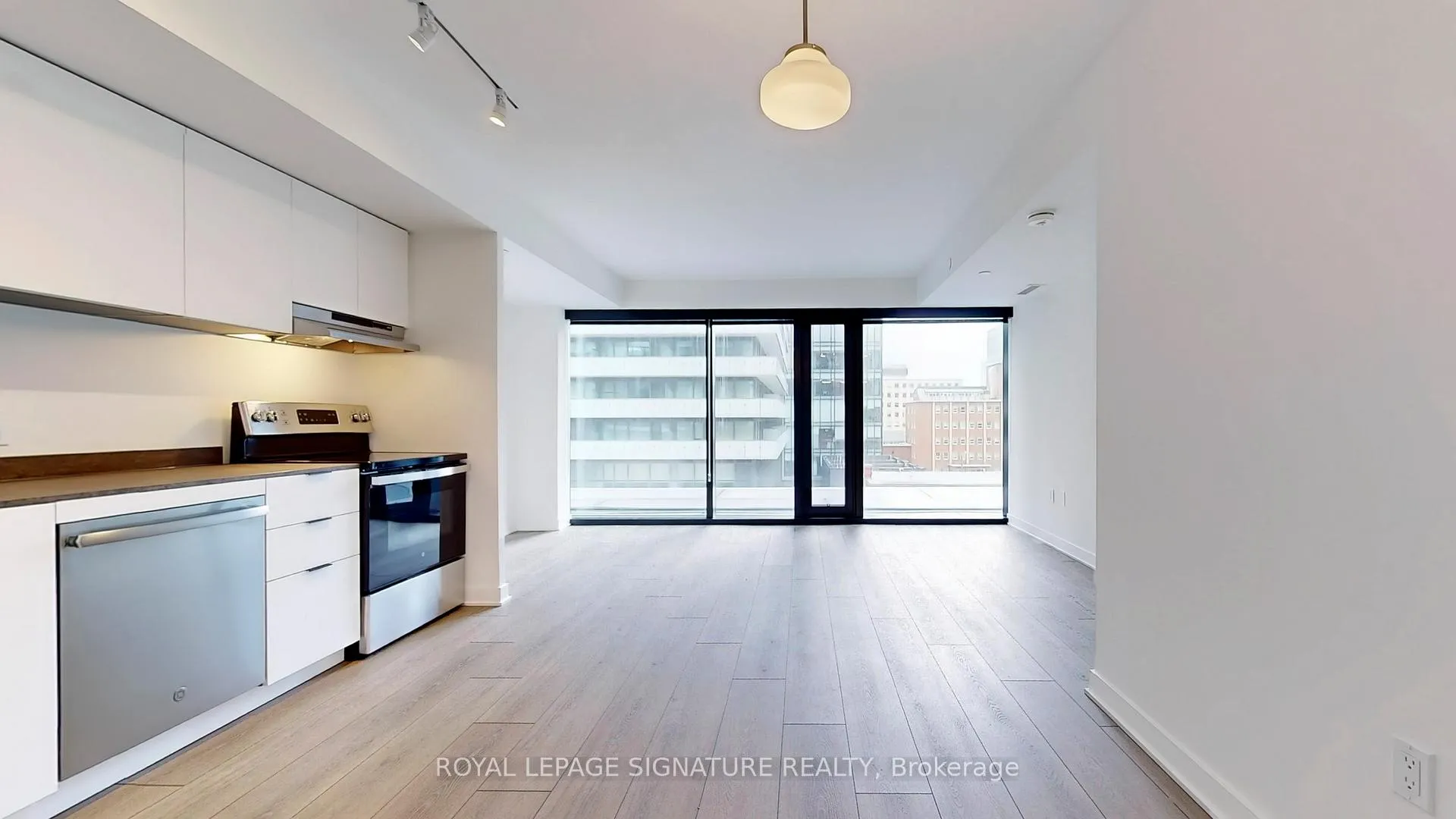 Photo 2 of Unit 617, 61 Charles Street E, Toronto, Church-Yonge Corridor — HOMEH