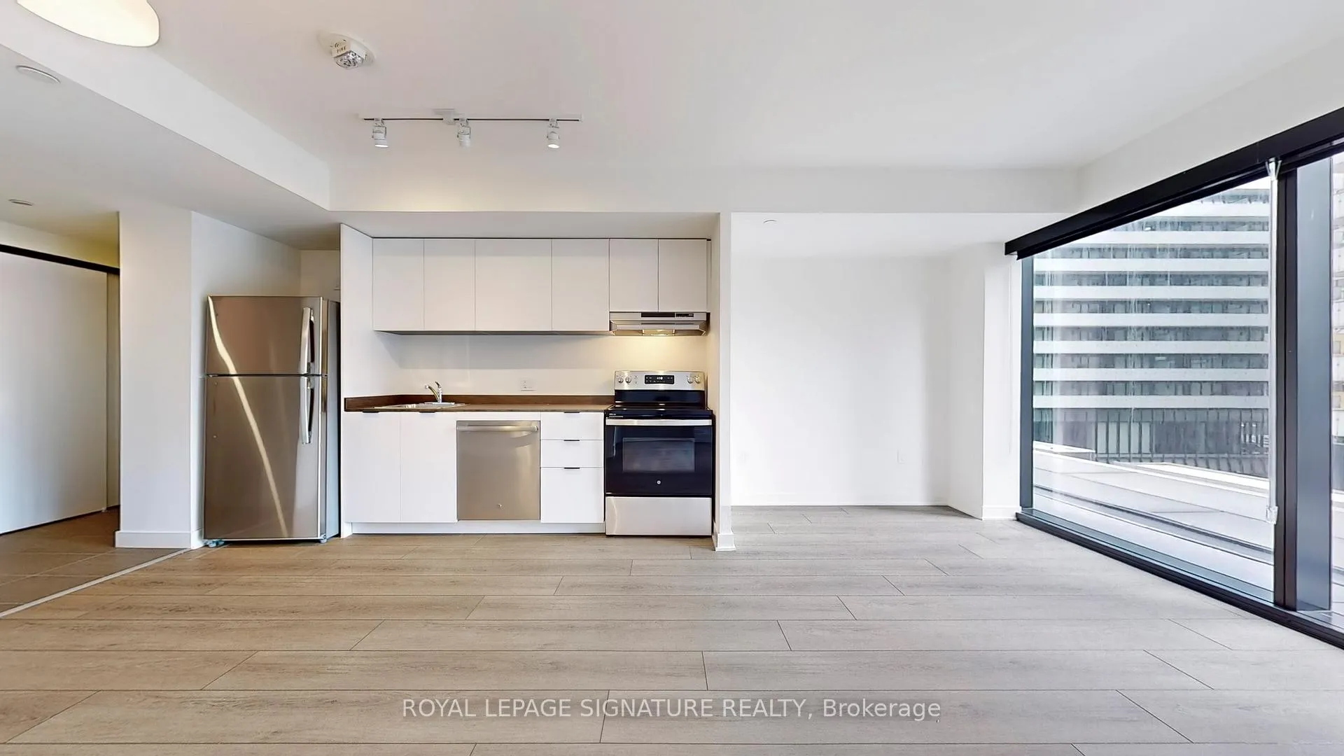 Photo 9 of Unit 617, 61 Charles Street E, Toronto, Church-Yonge Corridor — HOMEH