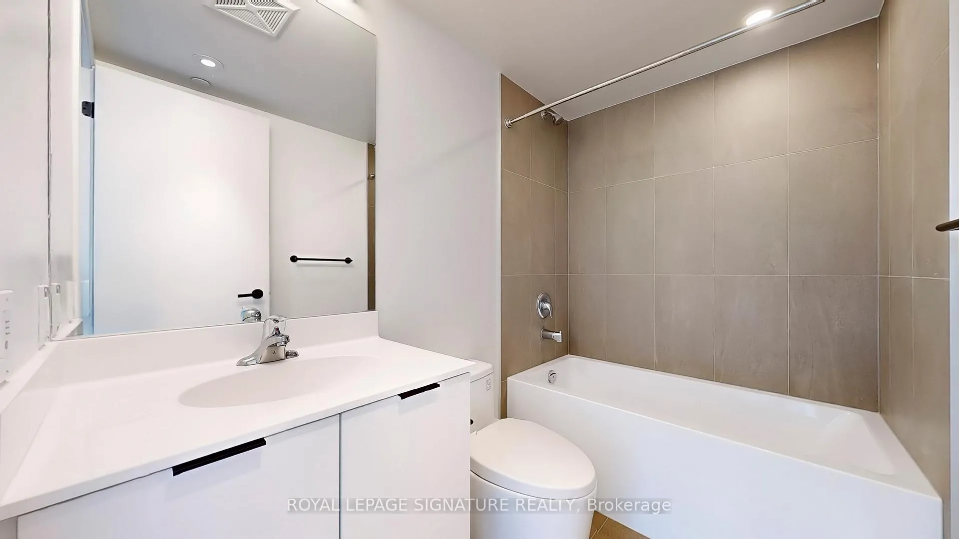 Photo 19 of Unit 617, 61 Charles Street E, Toronto, Church-Yonge Corridor — HOMEH