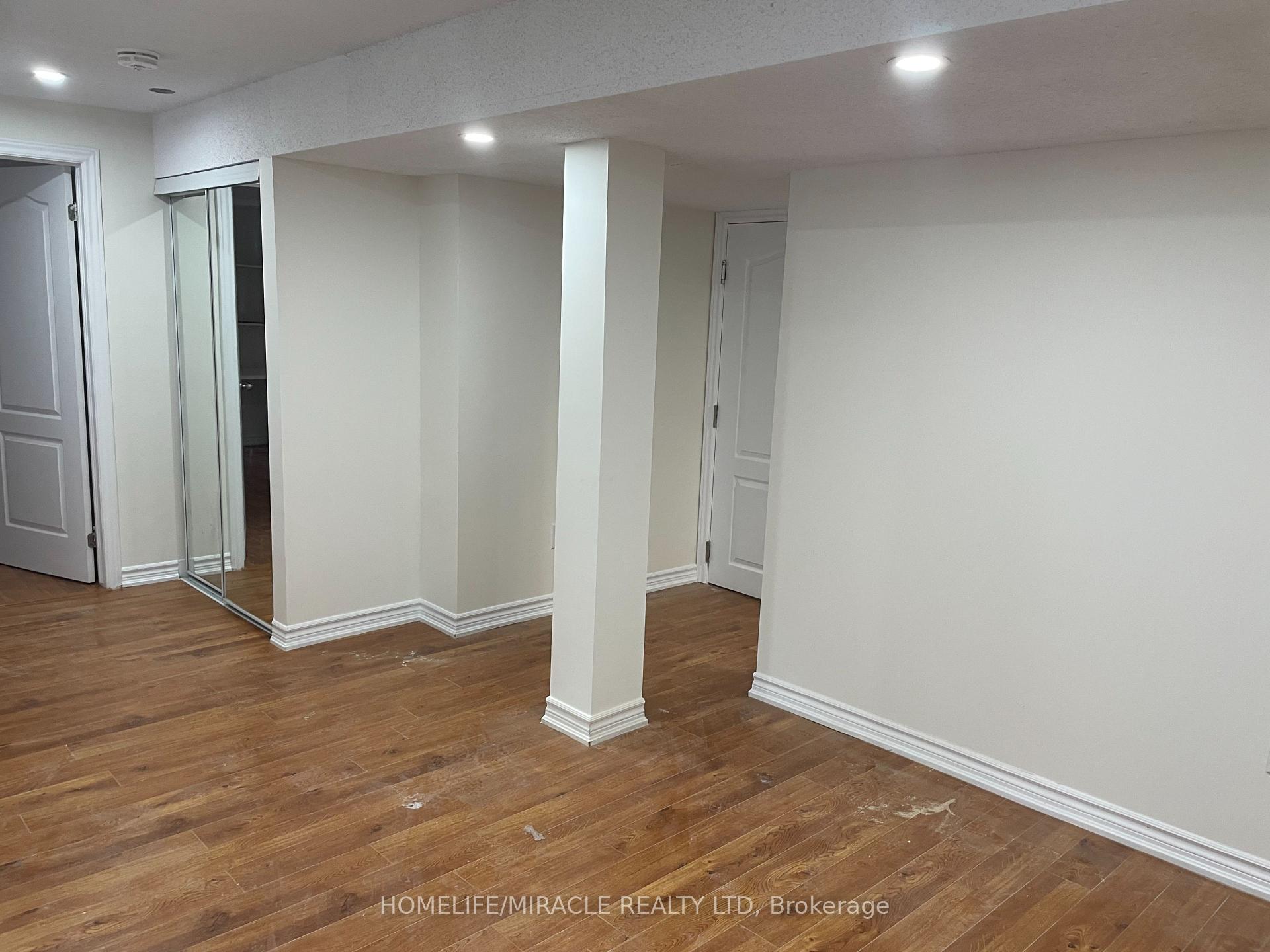 Photo 18 of 28 Aylesbury Drive, Brampton, Northwest Brampton — HOMEH