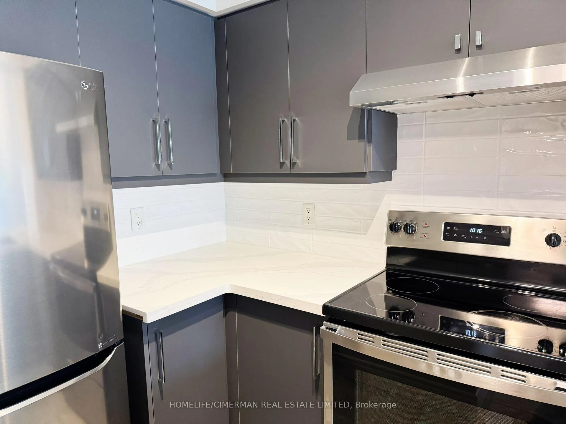 Photo 2 of Unit 1012, 48 Suncrest Boulevard, Markham, Commerce Valley — HOMEH