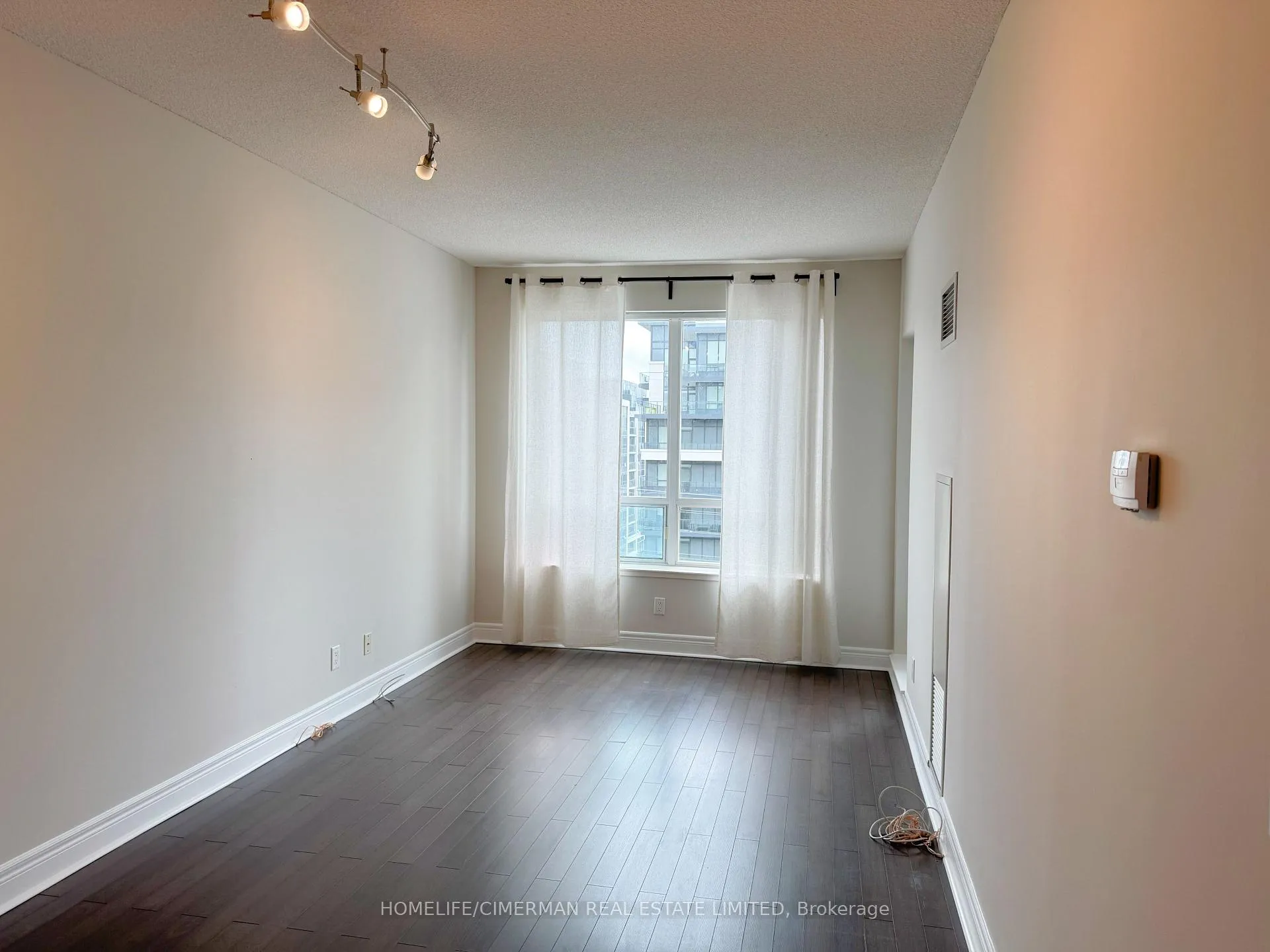 Photo 6 of Unit 1012, 48 Suncrest Boulevard, Markham, Commerce Valley — HOMEH