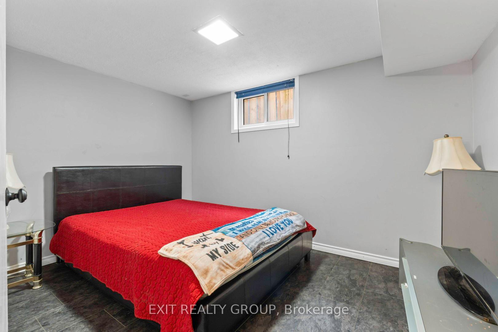 Photo 20 of 4 Walden Circle, Belleville, Belleville Ward — HOMEH