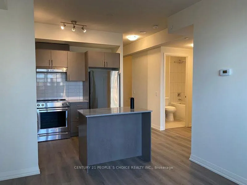 Photo 5 of Unit 423, 9000 Jane Street, Vaughan, Concord — HOMEH