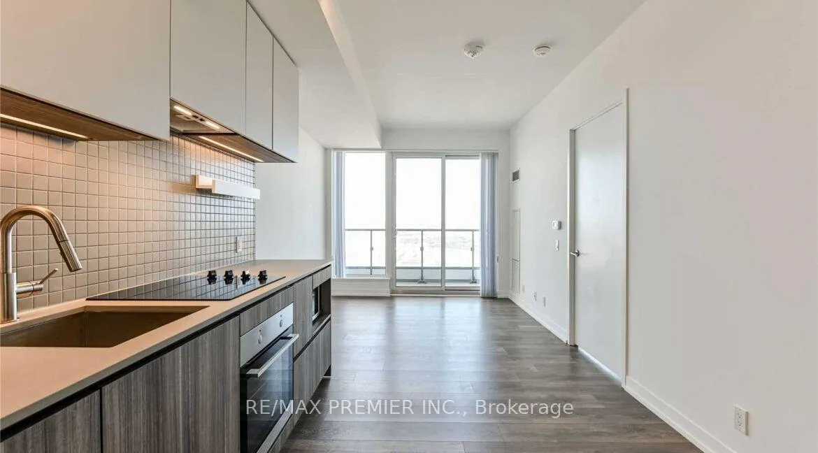Photo 6 of Unit 4211, 898 Portage Parkway, Vaughan, Vaughan Corporate Centre — HOMEH