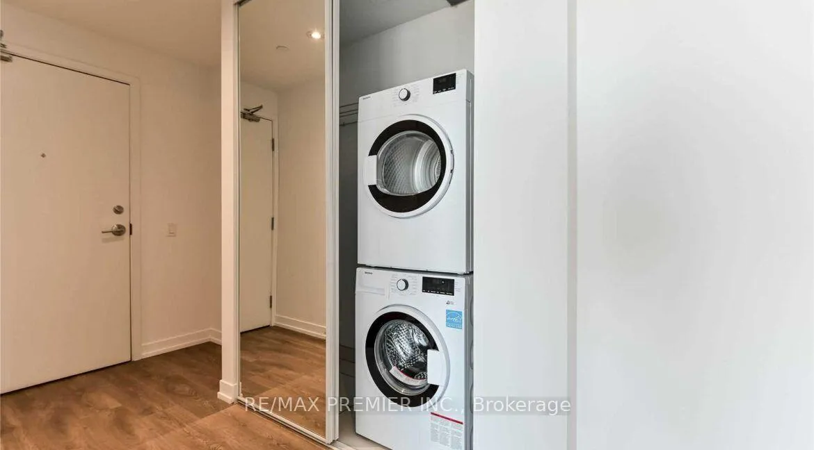 Photo 16 of Unit 4211, 898 Portage Parkway, Vaughan, Vaughan Corporate Centre — HOMEH