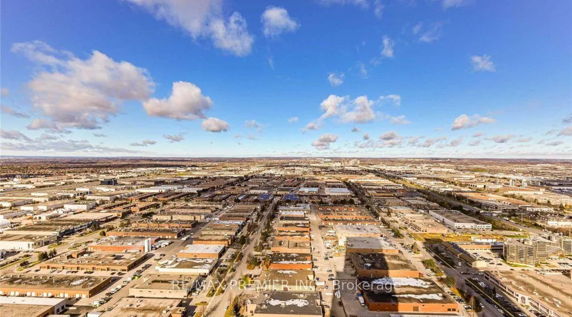Photo 17 of Unit 4211, 898 Portage Parkway, Vaughan, Vaughan Corporate Centre — HOMEH