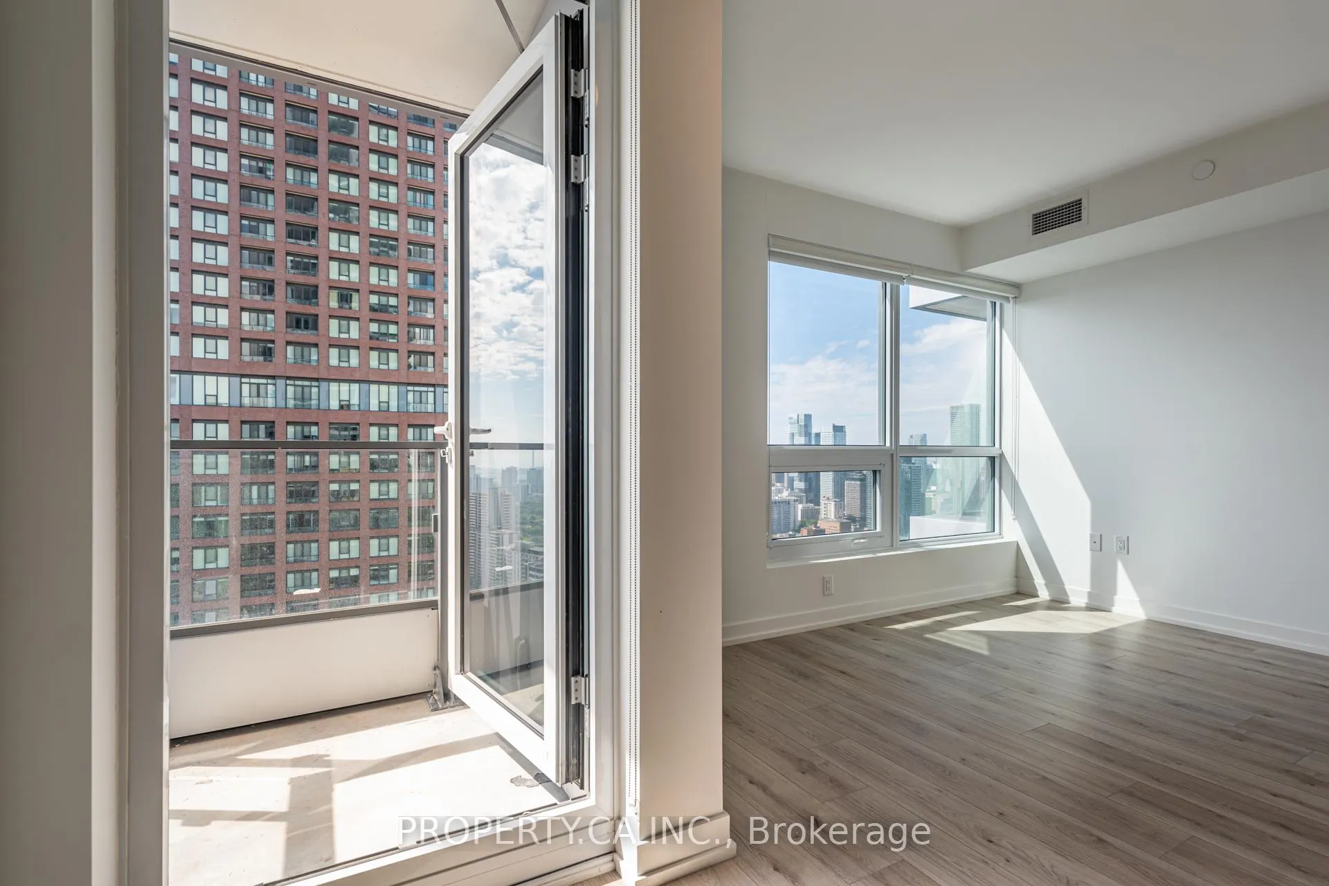 Photo 8 of Unit 3611, 395 Bloor Street E, Toronto, North St. James Town — HOMEH