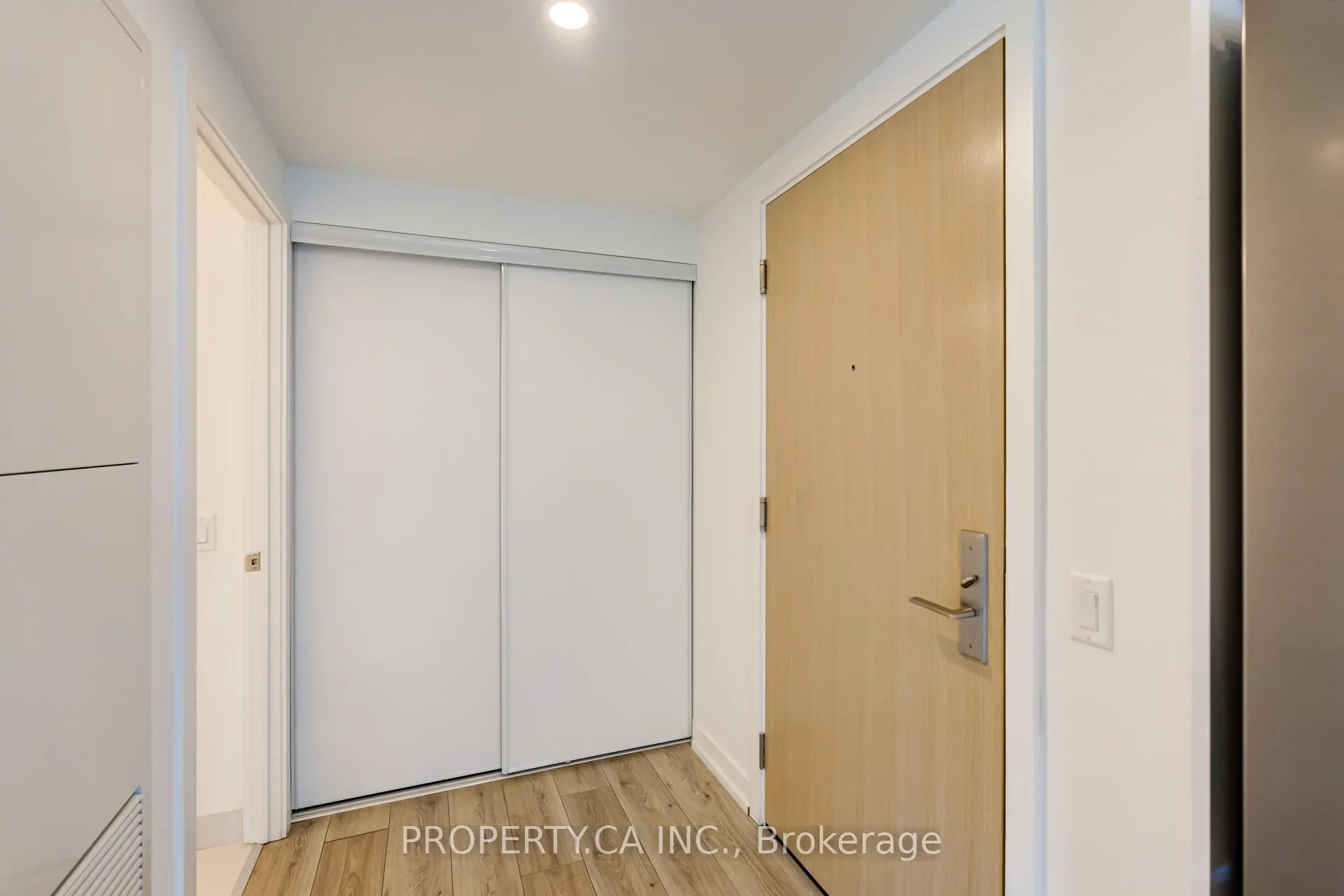 Photo 14 of Unit 3611, 395 Bloor Street E, Toronto, North St. James Town — HOMEH