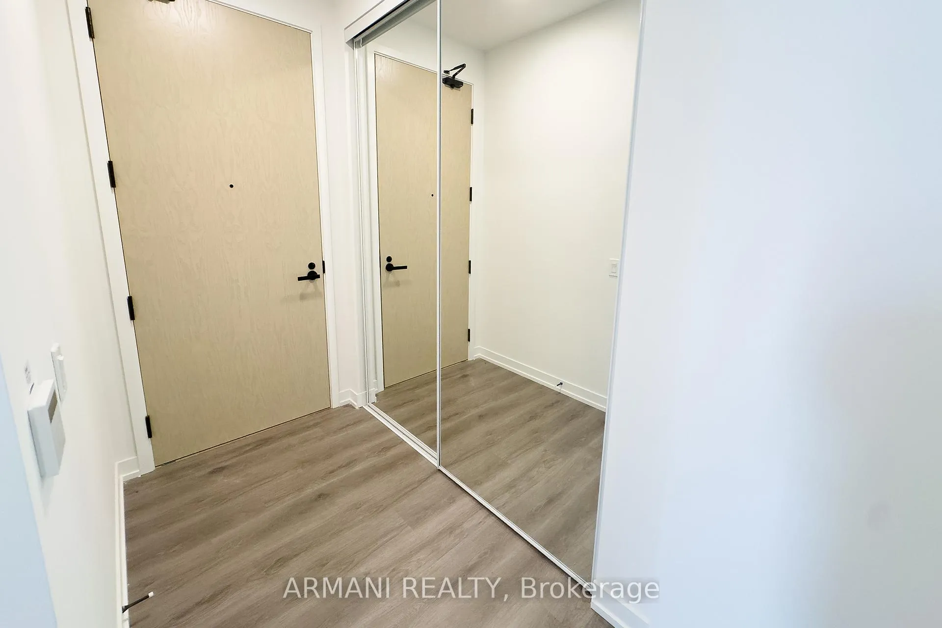 Photo 14 of Unit 2706, 225 Commerce Street, Vaughan, Vaughan Corporate Centre — HOMEH