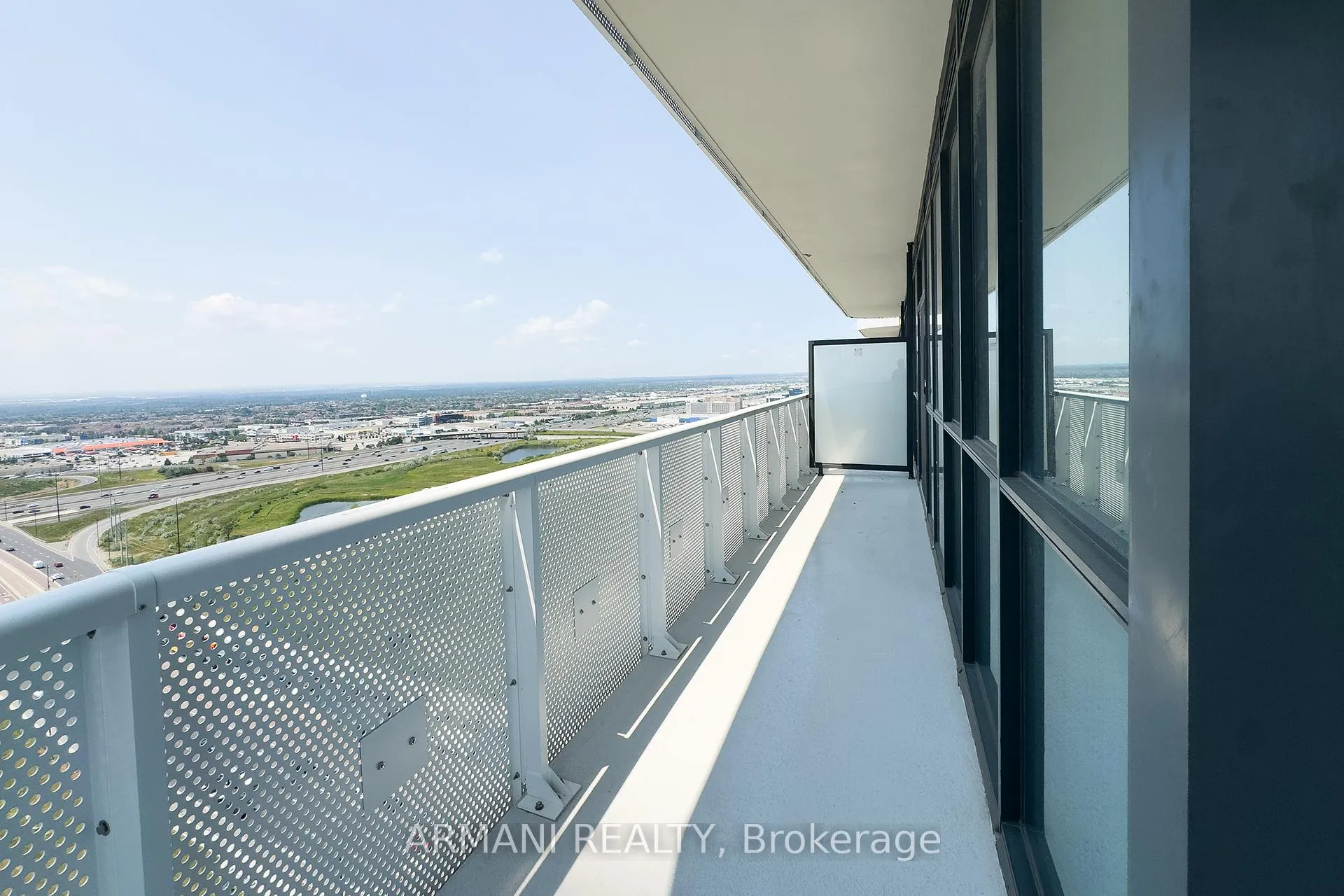 Photo 30 of Unit 2706, 225 Commerce Street, Vaughan, Vaughan Corporate Centre — HOMEH