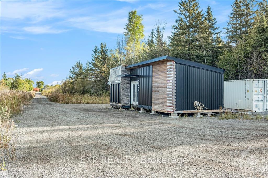 Photo 7 of 2225 Shanna Road, Ottawa, Huntley Ward (North East) — HOMEH