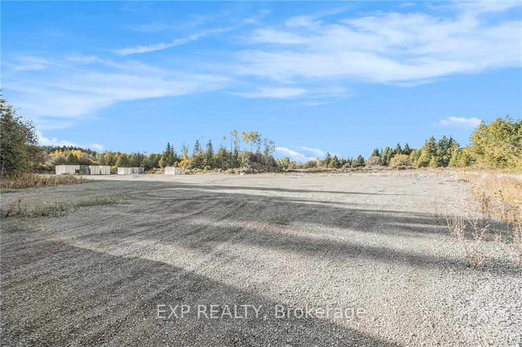 Photo 9 of 2225 Shanna Road, Ottawa, Huntley Ward (North East) — HOMEH