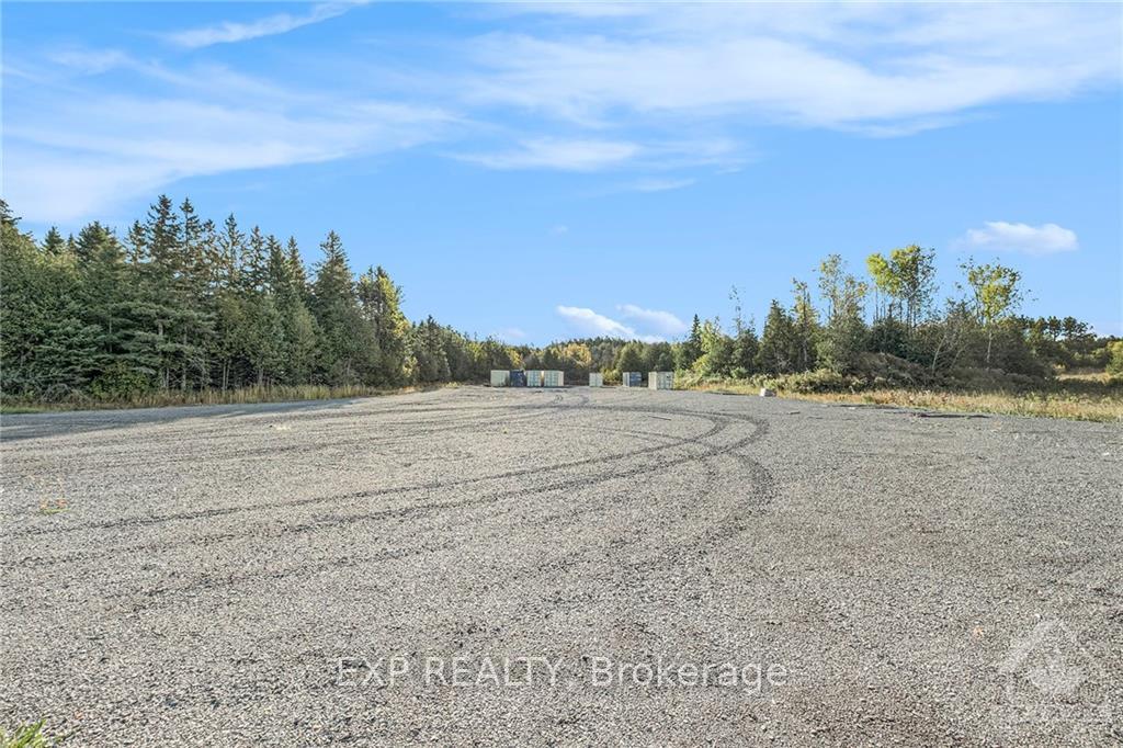 Photo 11 of 2225 Shanna Road, Ottawa, Huntley Ward (North East) — HOMEH