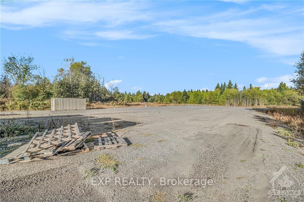 Photo 13 of 2225 Shanna Road, Ottawa, Huntley Ward (North East) — HOMEH