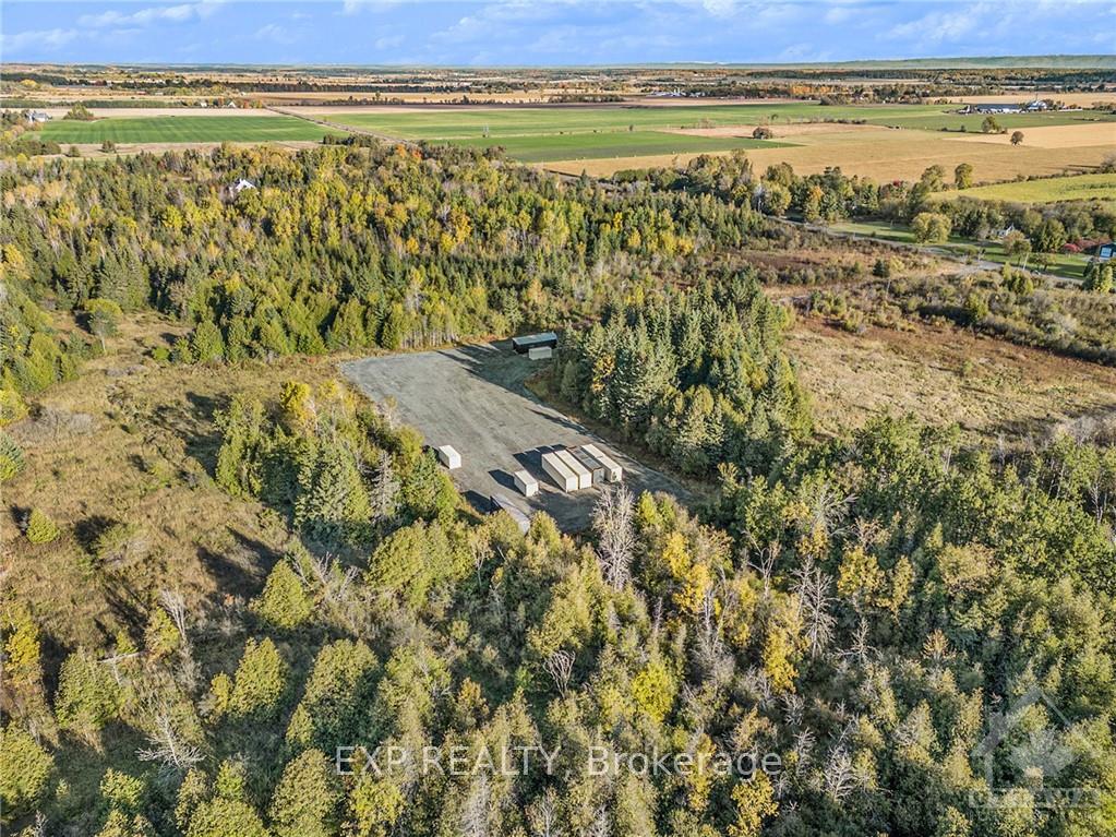 Photo 18 of 2225 Shanna Road, Ottawa, Huntley Ward (North East) — HOMEH