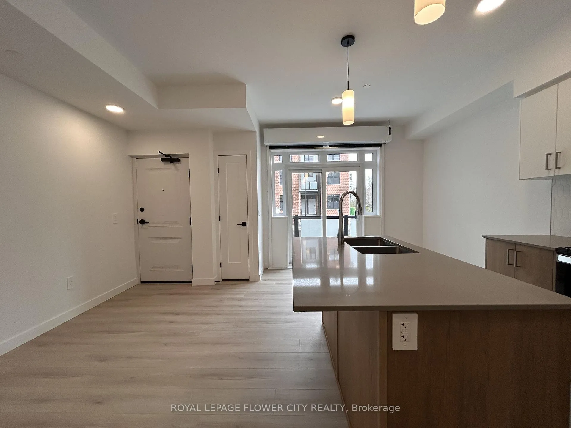 Photo 14 of Unit 49, 31 Mill Street, Kitchener — HOMEH