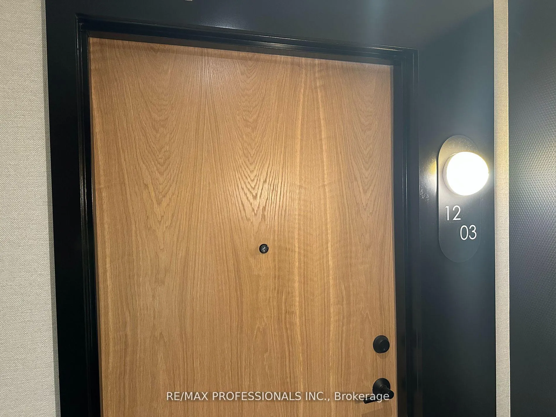 Photo 2 of Unit B1203, 7950 Bathurst Street, Vaughan, Beverley Glen — HOMEH