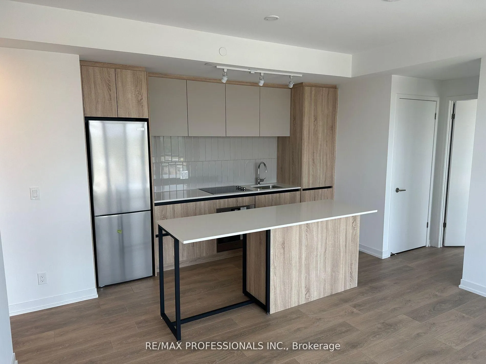 Photo 4 of Unit B1203, 7950 Bathurst Street, Vaughan, Beverley Glen — HOMEH