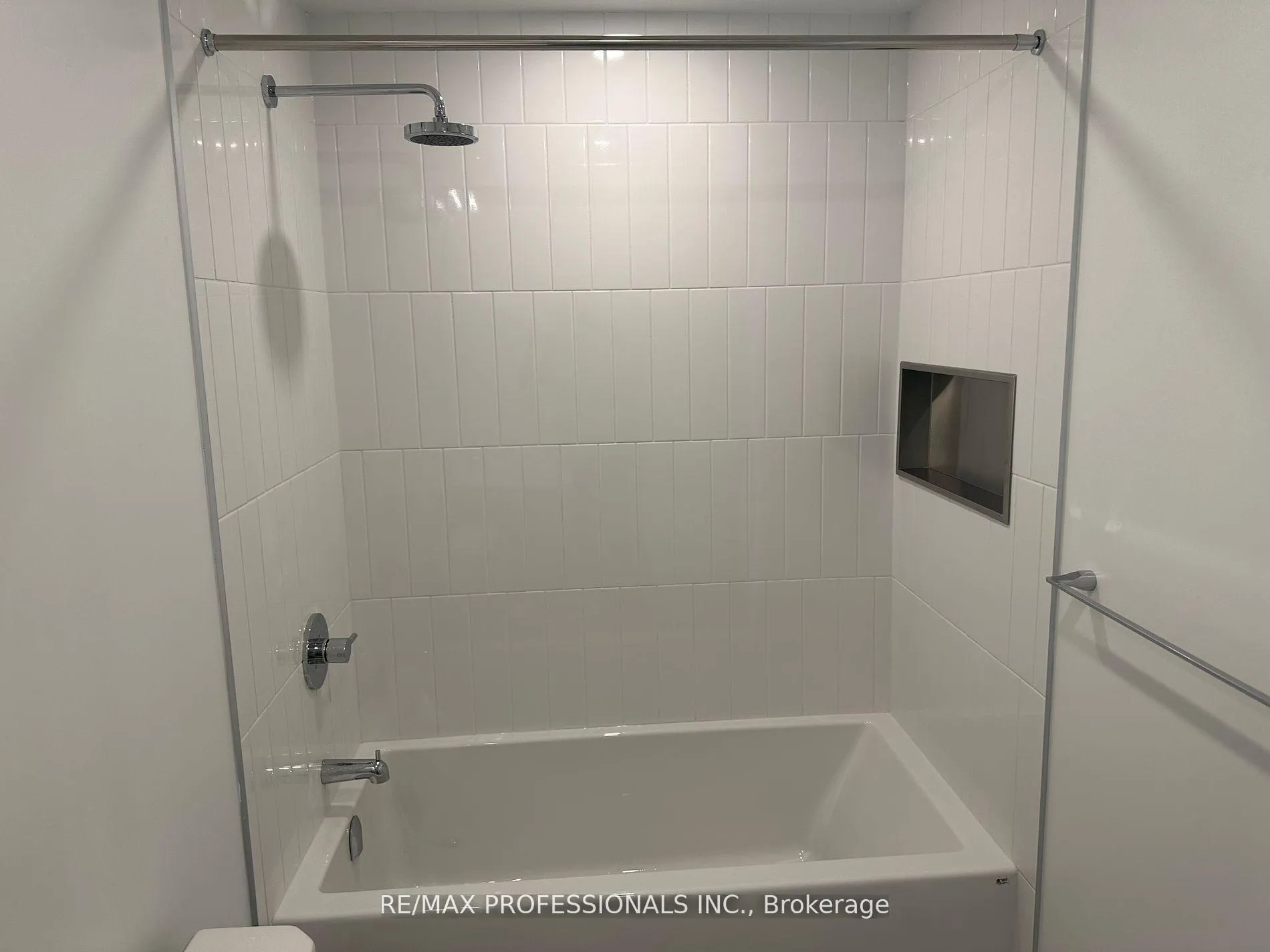 Photo 14 of Unit B1203, 7950 Bathurst Street, Vaughan, Beverley Glen — HOMEH