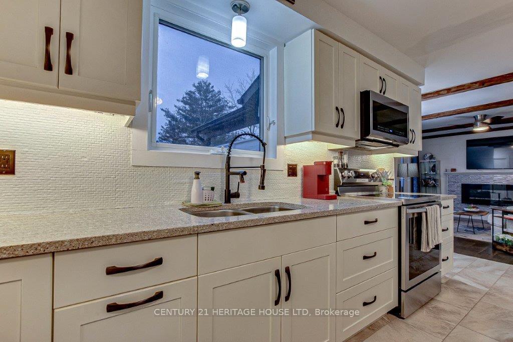 Photo 4 of 6958 Sunset Road, Central Elgin, Rural Central Elgin — HOMEH