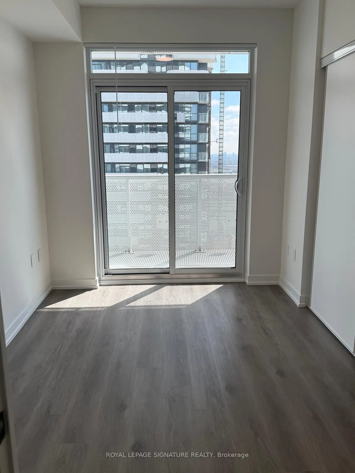 Photo 10 of Unit 4002, 225 Commerce Street, Vaughan, Vaughan Corporate Centre — HOMEH