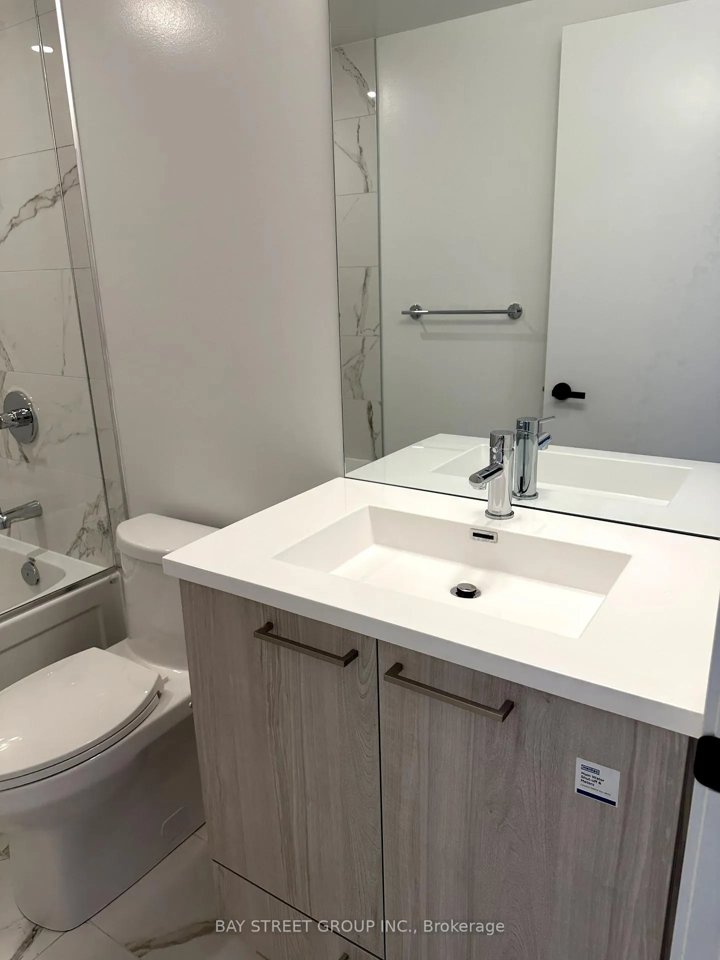 Photo 13 of Unit 3907, 195 Commerce Street, Vaughan, Vaughan Corporate Centre — HOMEH