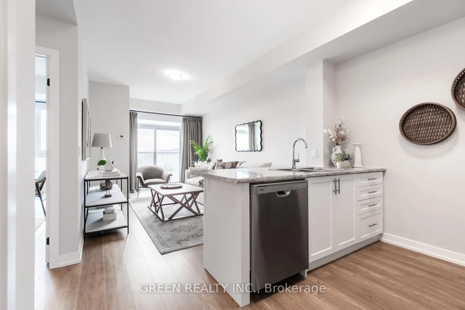 Photo 3 of Unit 1301, 870 Queenston Road, Hamilton, Stoney Creek — HOMEH