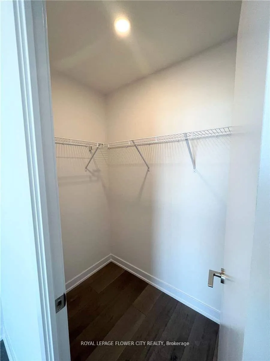 Photo 16 of Unit 1715, 10 Honeycrisp Crescent, Vaughan, Vaughan Corporate Centre — HOMEH