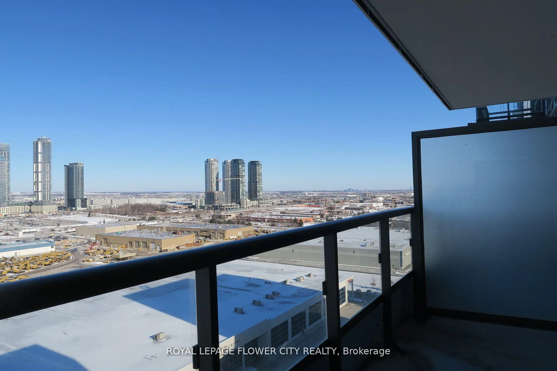 Photo 21 of Unit 1715, 10 Honeycrisp Crescent, Vaughan, Vaughan Corporate Centre — HOMEH