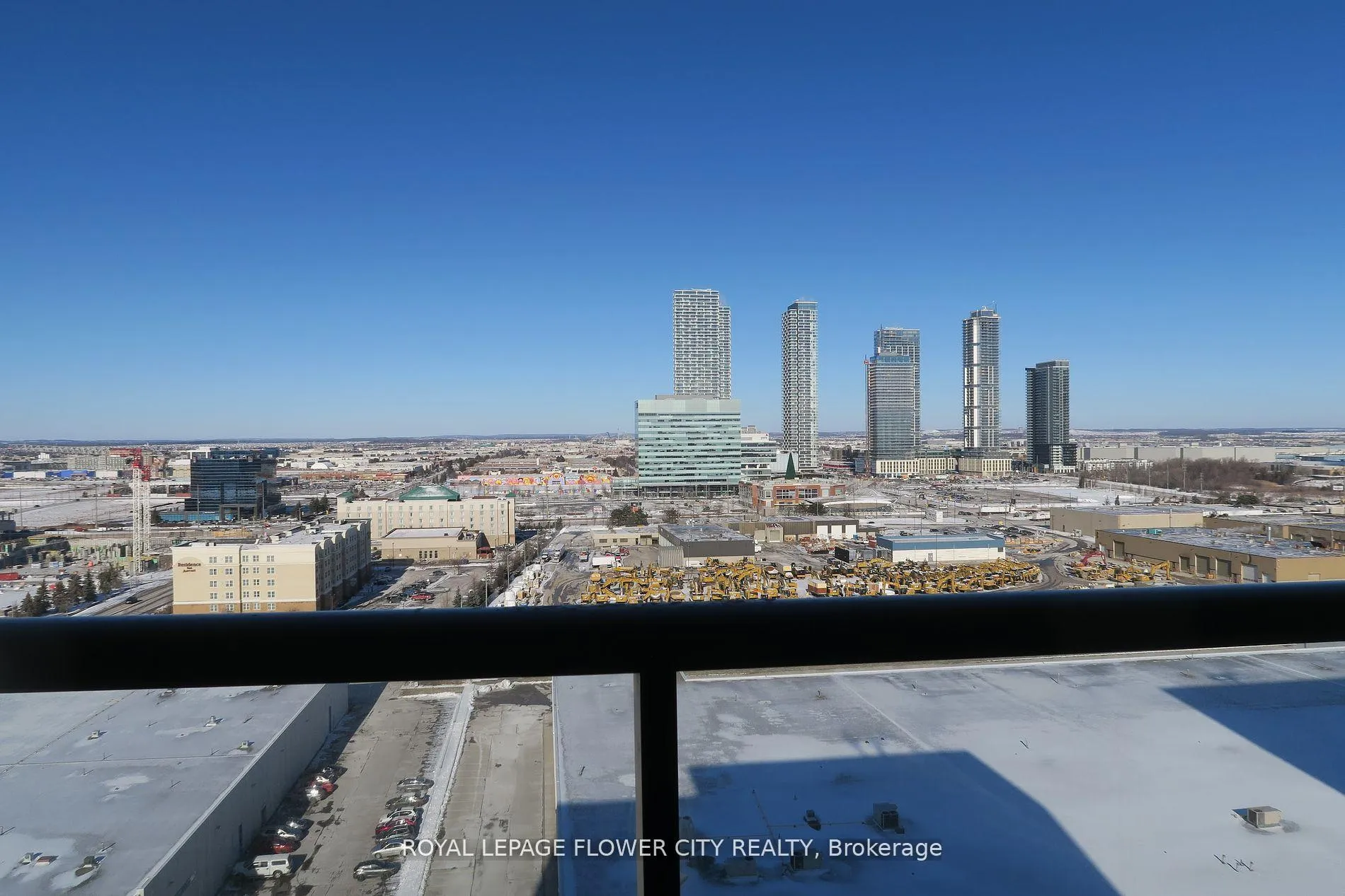 Photo 22 of Unit 1715, 10 Honeycrisp Crescent, Vaughan, Vaughan Corporate Centre — HOMEH