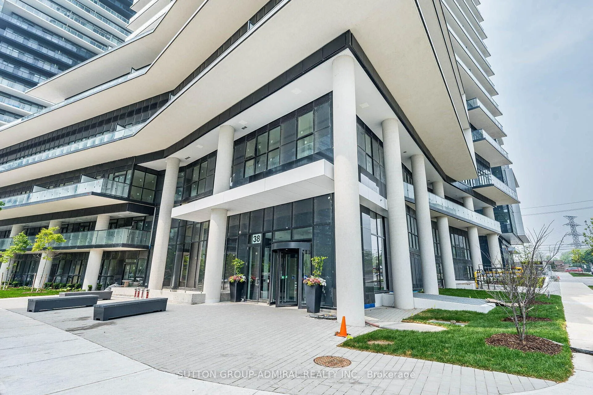 Front of Unit 4506, 38 Annie Craig Drive