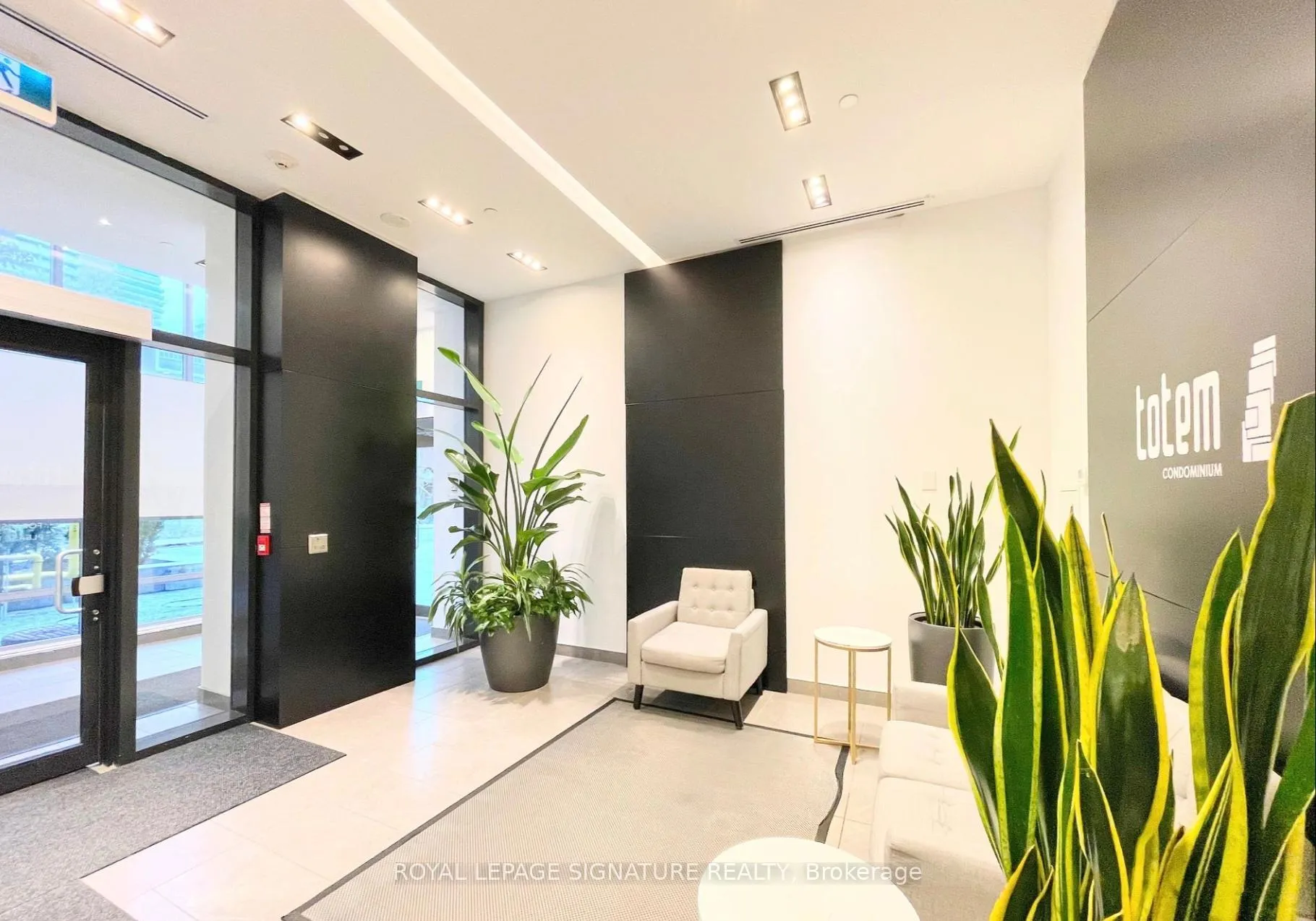 Photo 21 of Unit 511, 17 Dundonald Street, Toronto, Church-Yonge Corridor — HOMEH