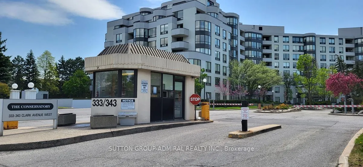 Front of Unit 421, 333 Clark Avenue W