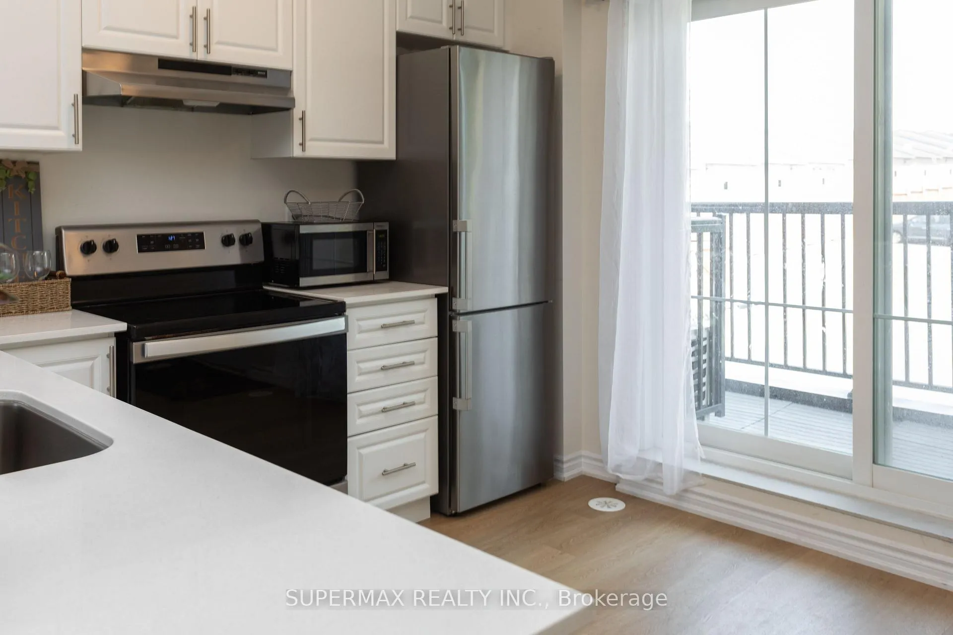 Front of Unit 10, 470 Beresford Path