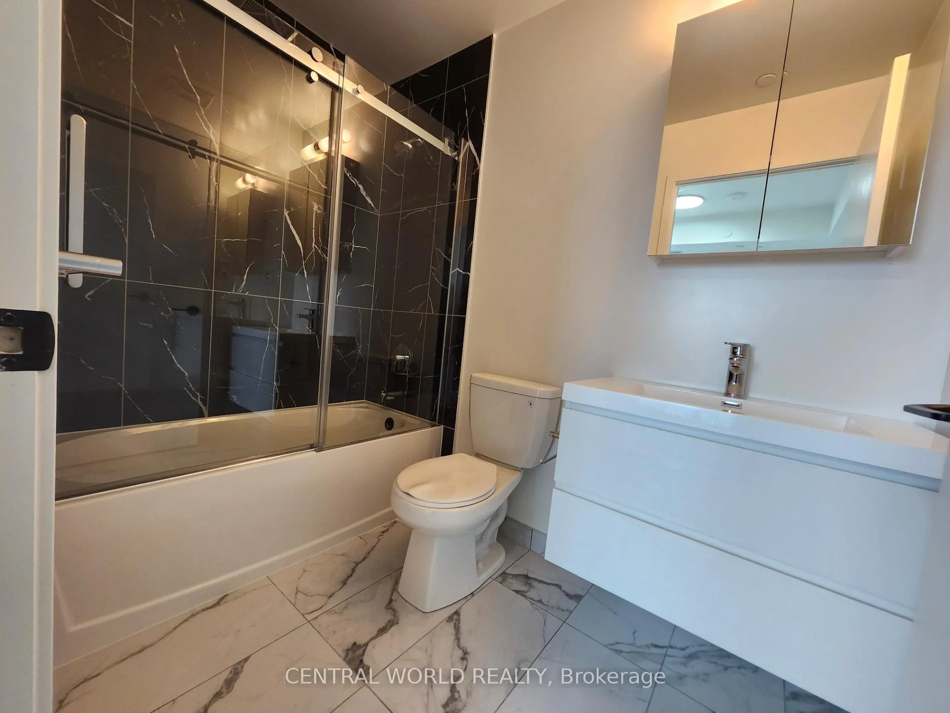 Photo 4 of Unit 2519, 56 Andre de Grasse Street, Markham, Unionville — HOMEH