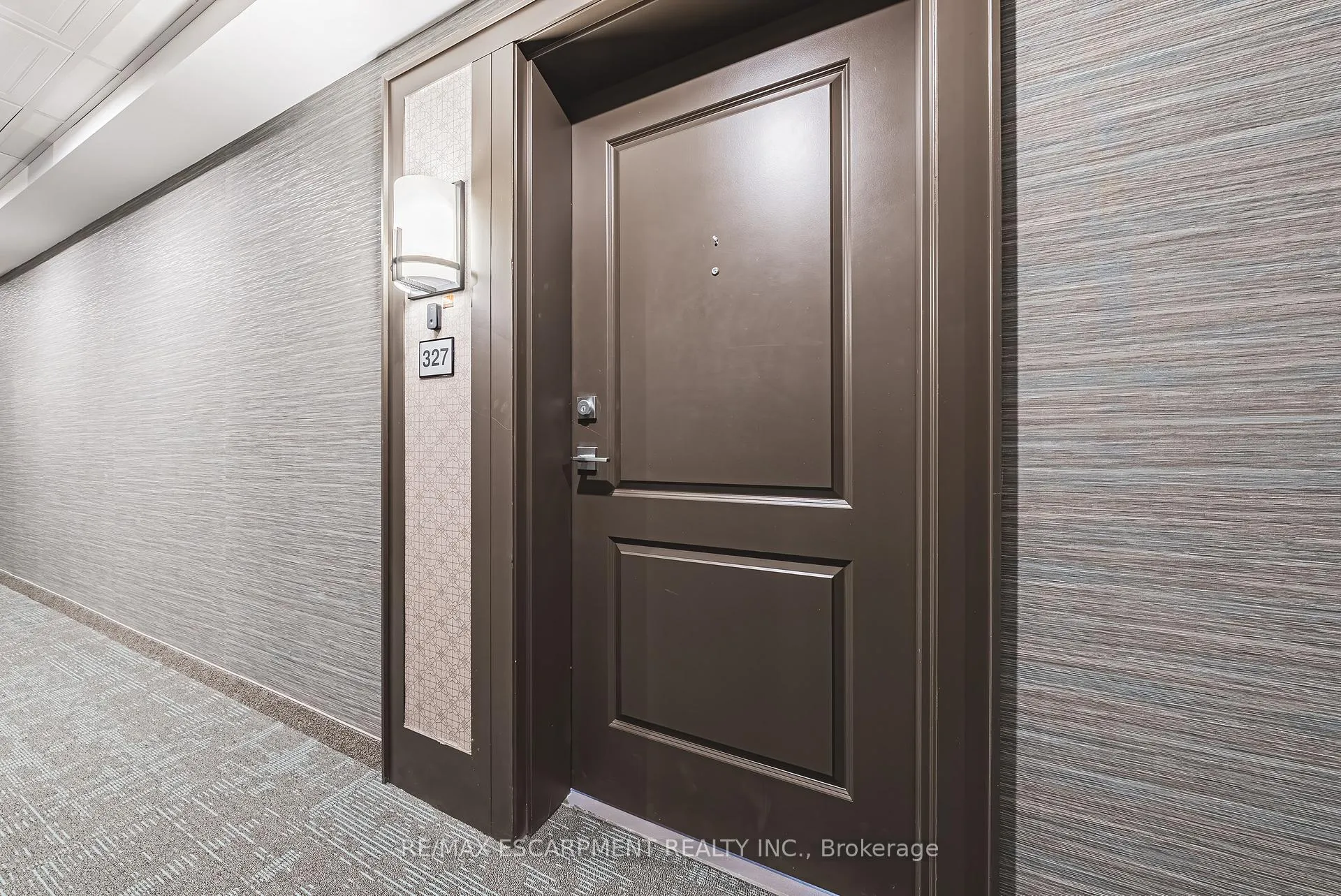 Photo 5 of Unit 327, 460 Dundas Street E, Hamilton, Waterdown — HOMEH