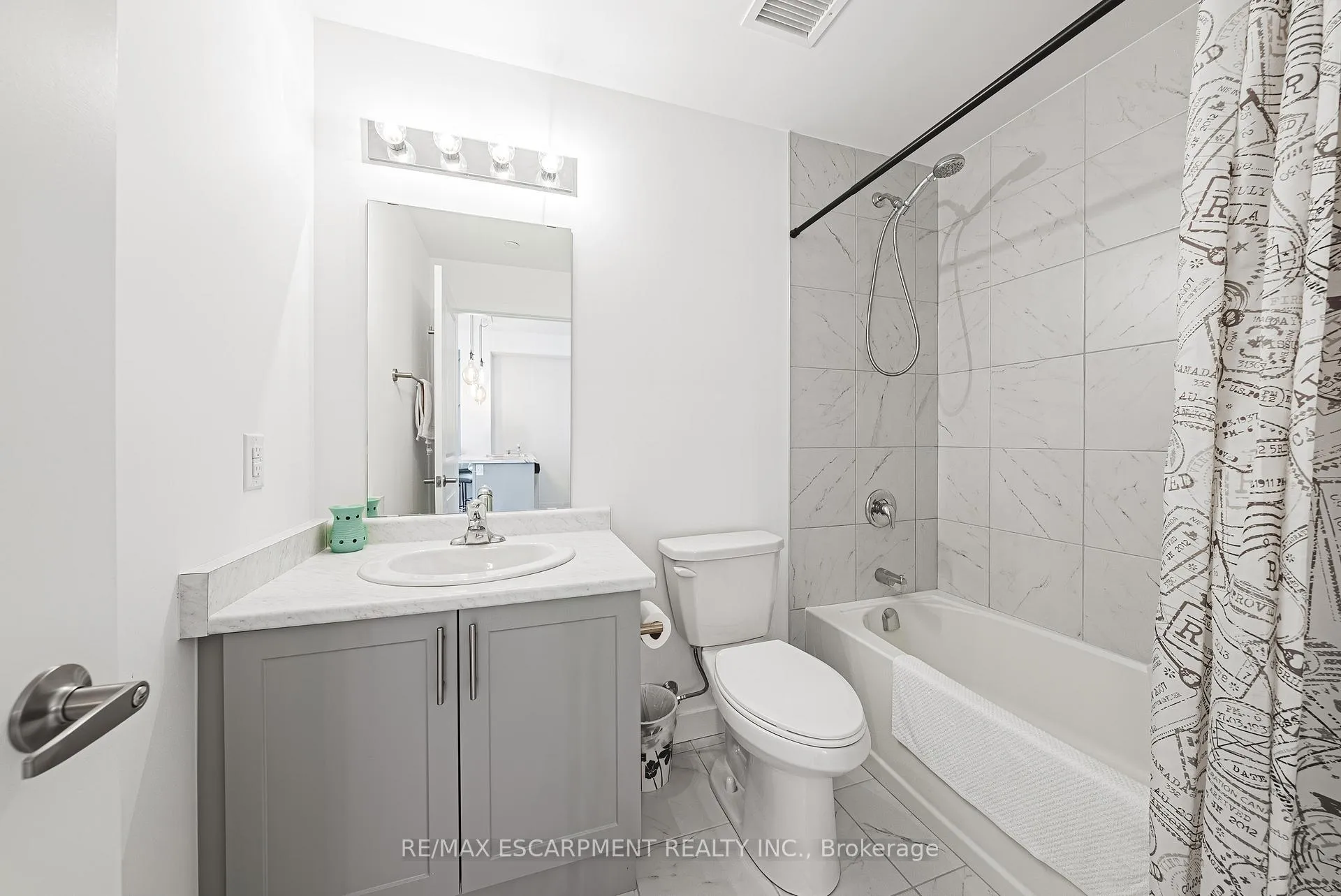 Photo 15 of Unit 327, 460 Dundas Street E, Hamilton, Waterdown — HOMEH