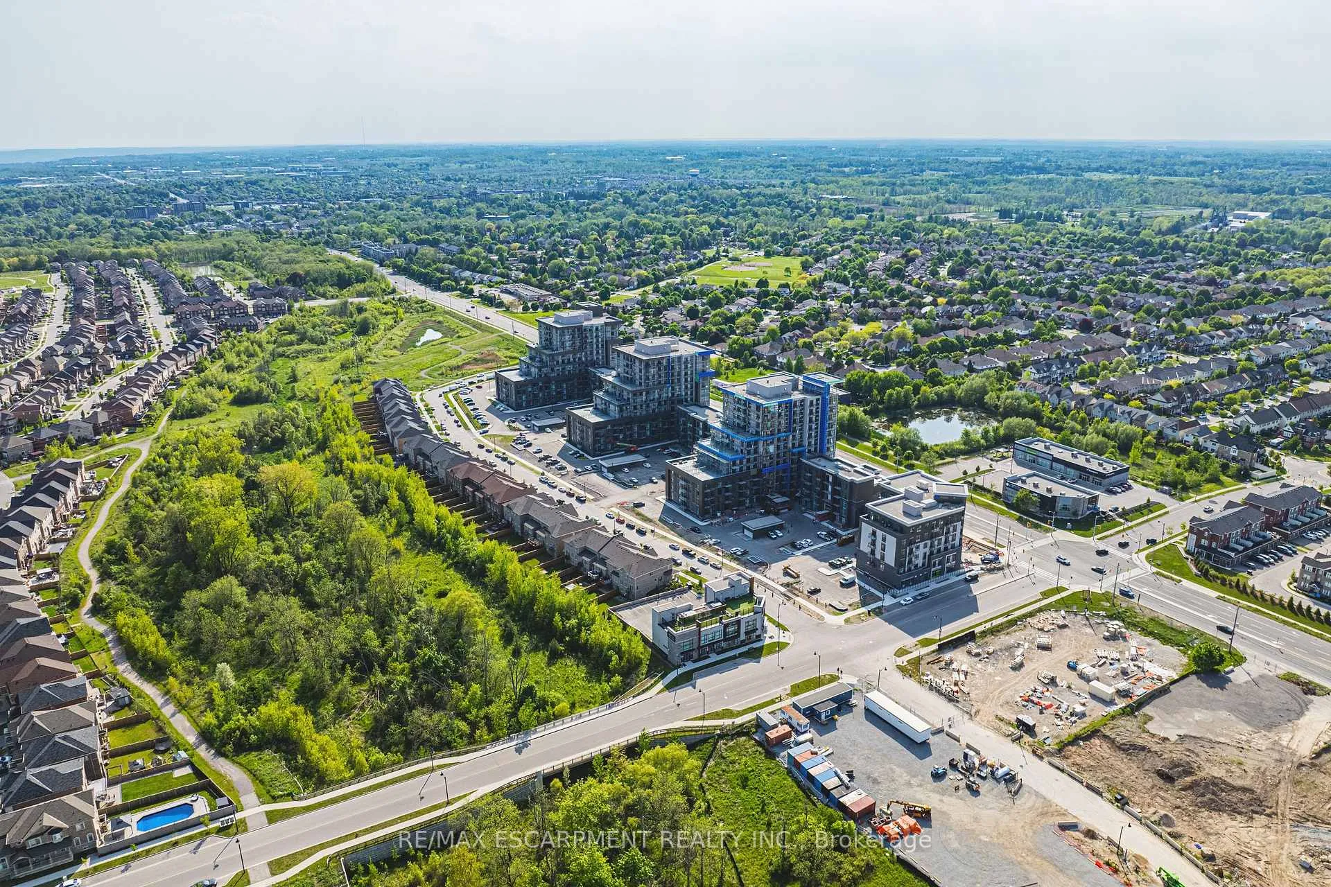 Photo 36 of Unit 327, 460 Dundas Street E, Hamilton, Waterdown — HOMEH