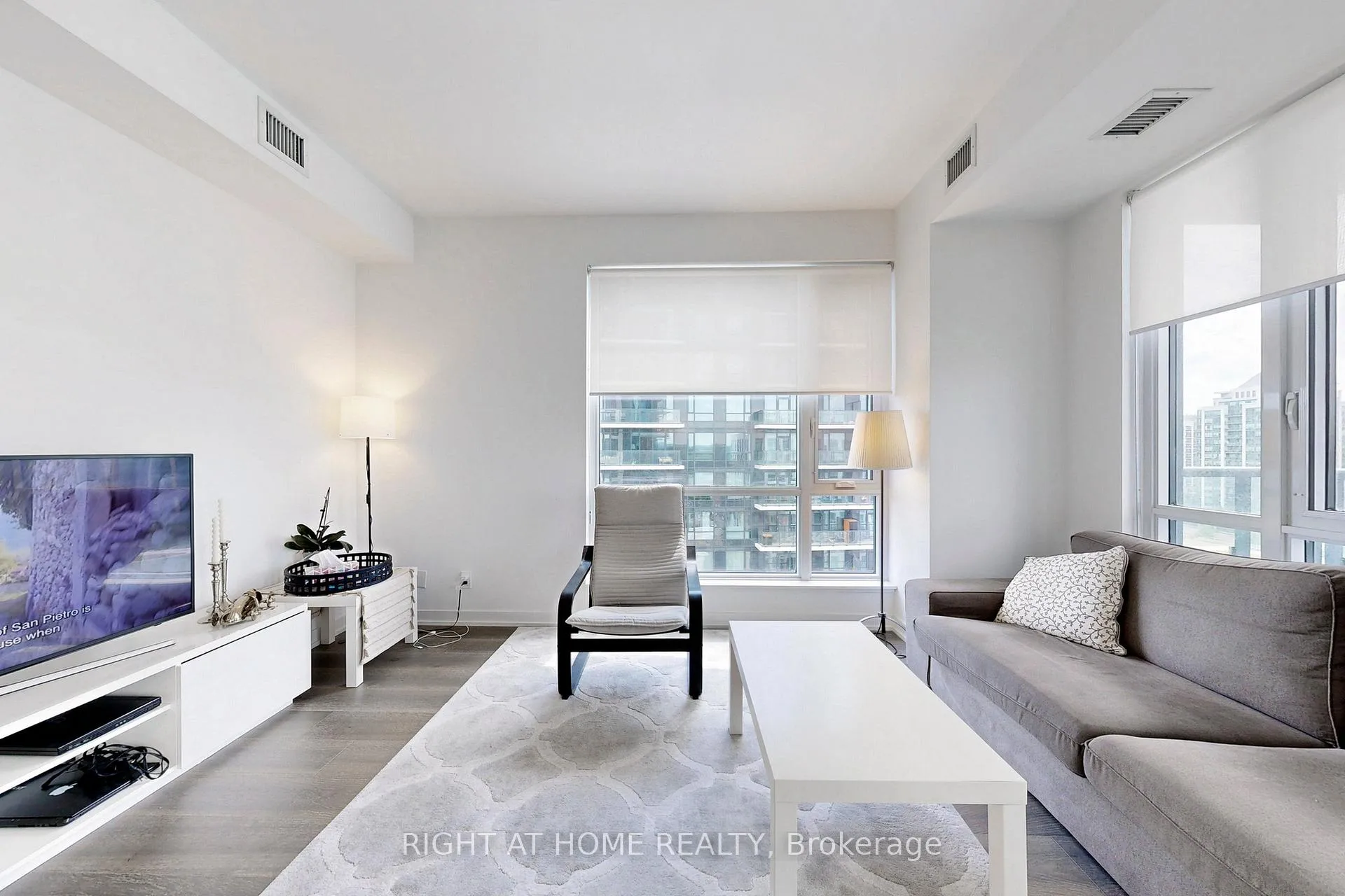 Photo 11 of Unit 1211, 7950 Bathurst Street, Vaughan, Beverley Glen — HOMEH