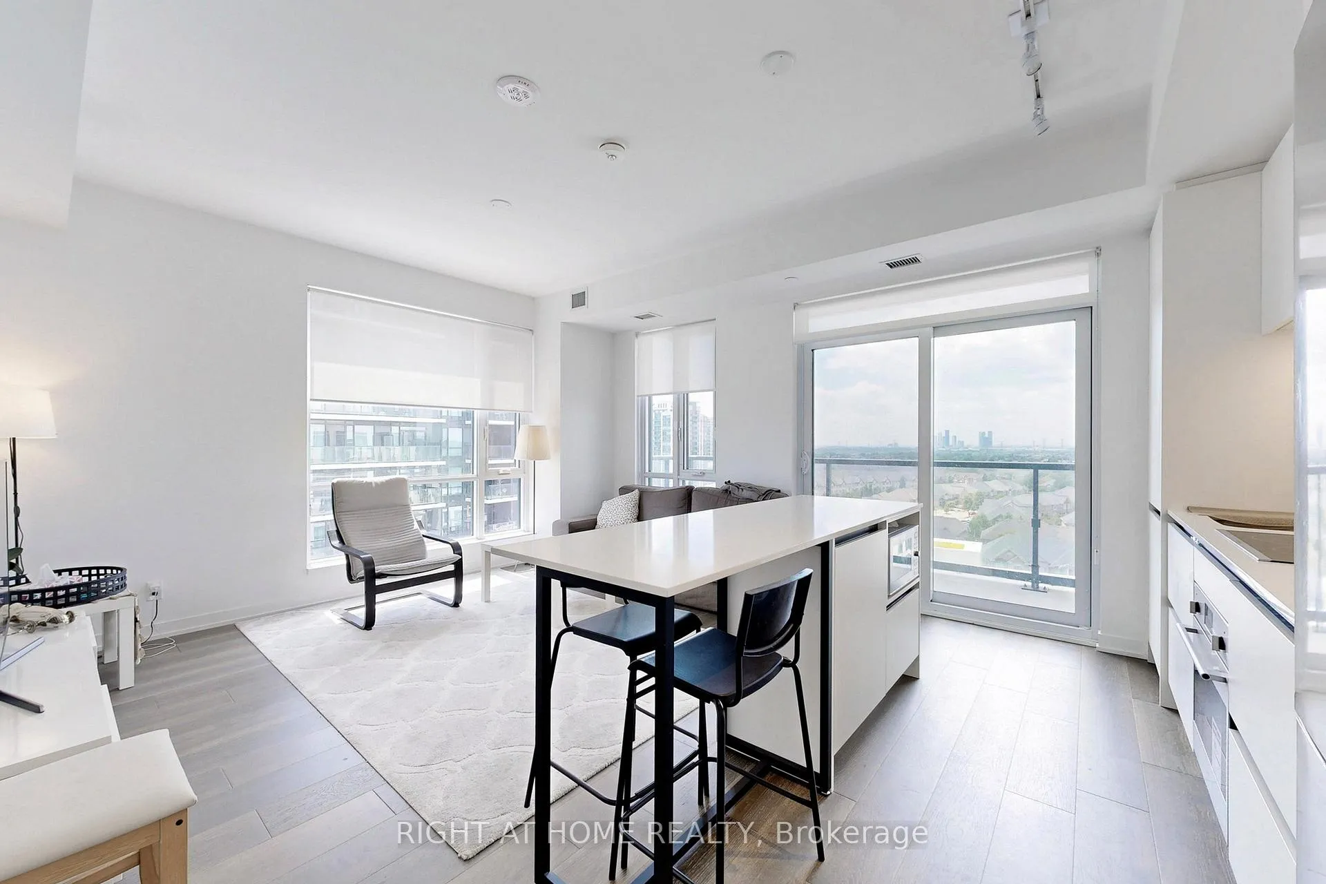 Photo 14 of Unit 1211, 7950 Bathurst Street, Vaughan, Beverley Glen — HOMEH