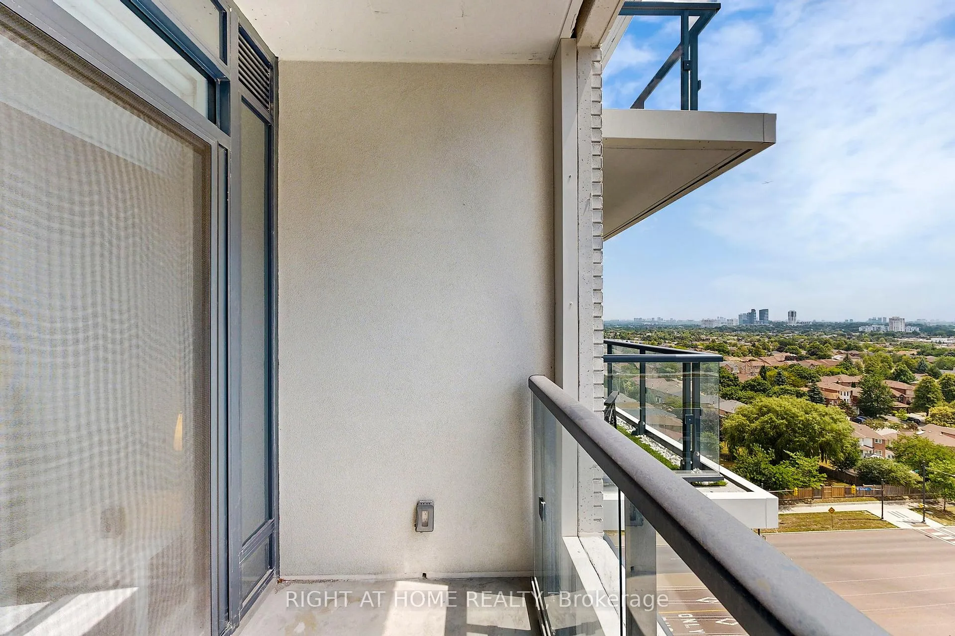 Photo 28 of Unit 1211, 7950 Bathurst Street, Vaughan, Beverley Glen — HOMEH