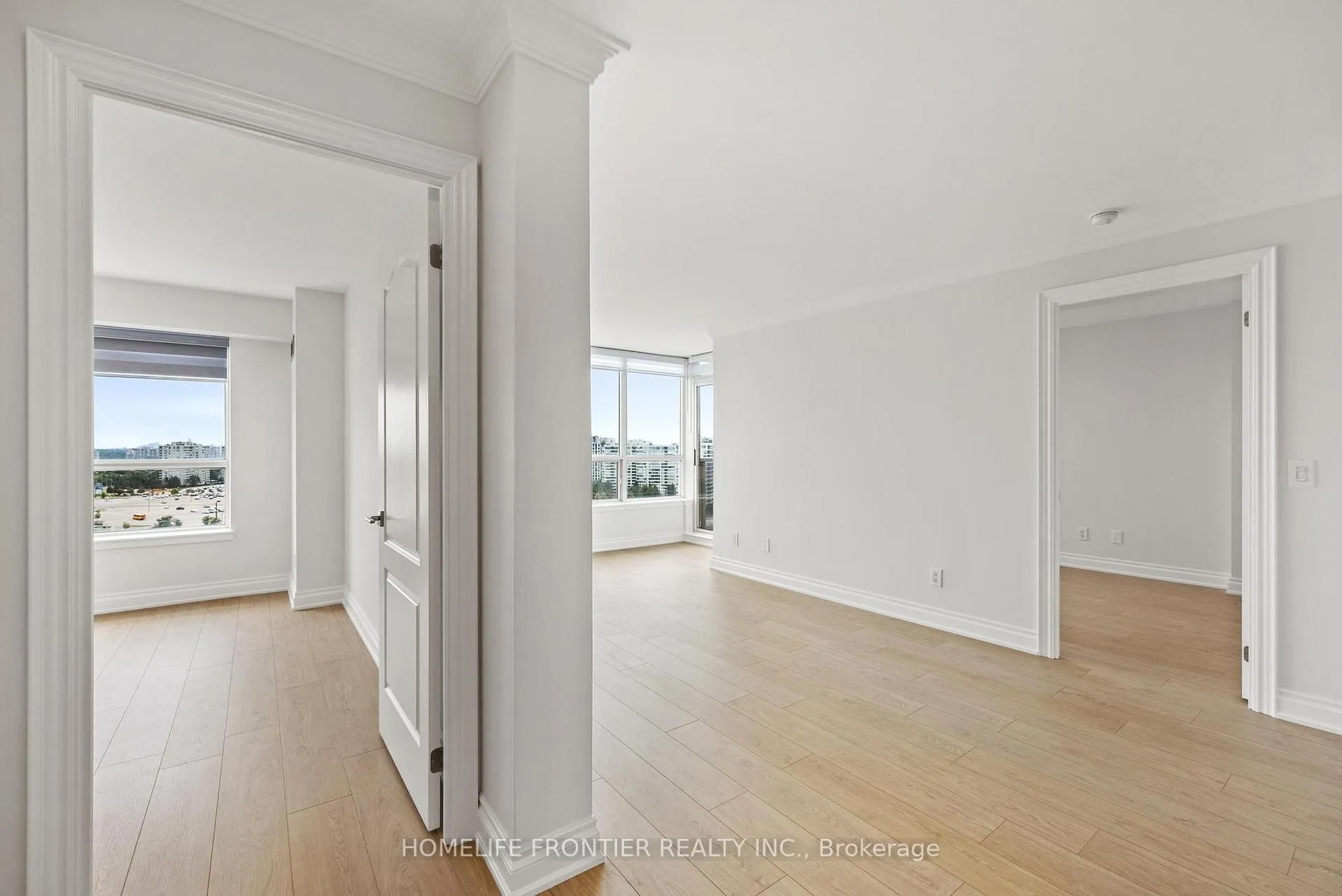 Photo 8 of Unit 1514, 15 North Park Road, Vaughan, Beverley Glen — HOMEH