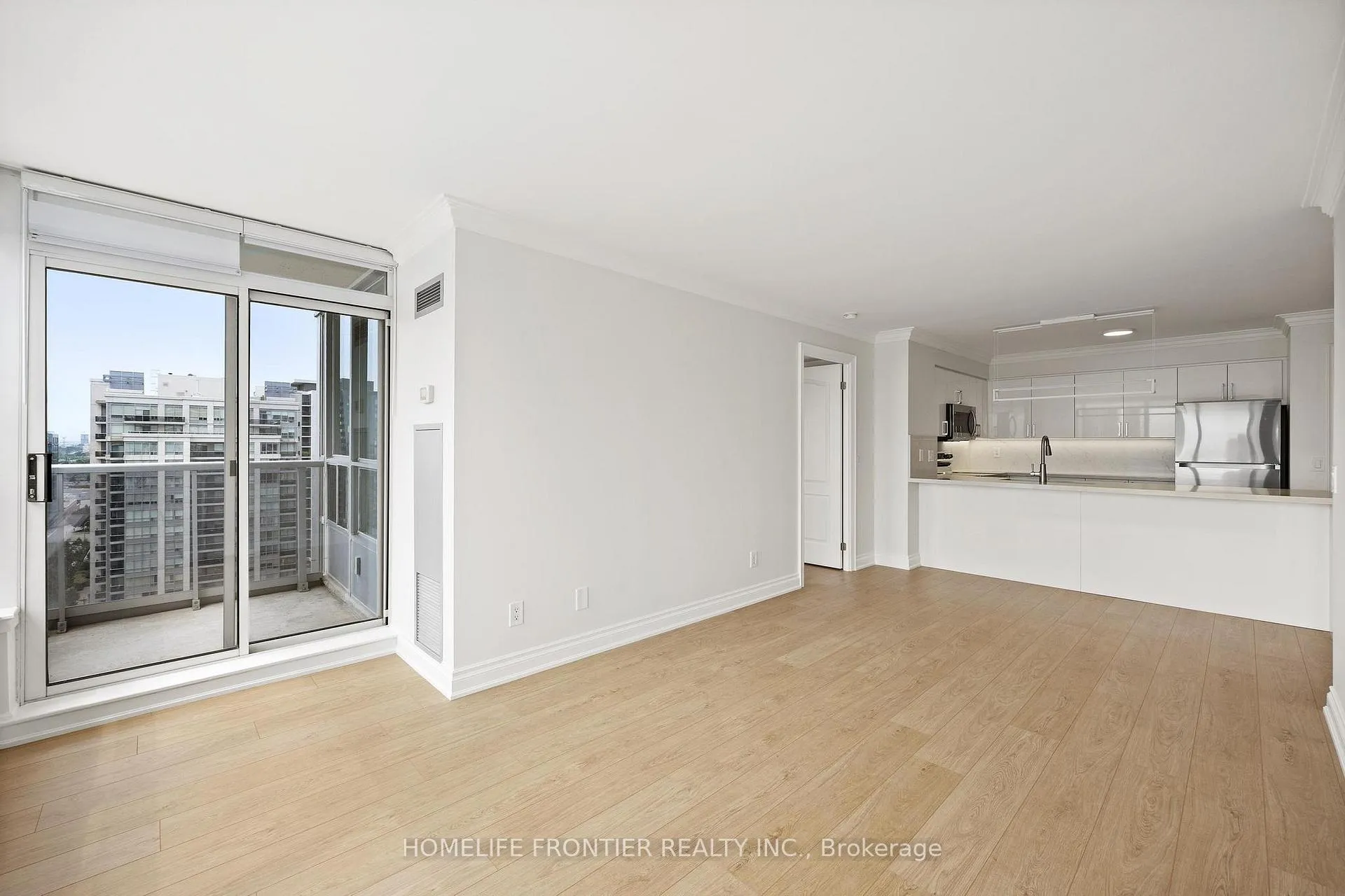 Photo 10 of Unit 1514, 15 North Park Road, Vaughan, Beverley Glen — HOMEH