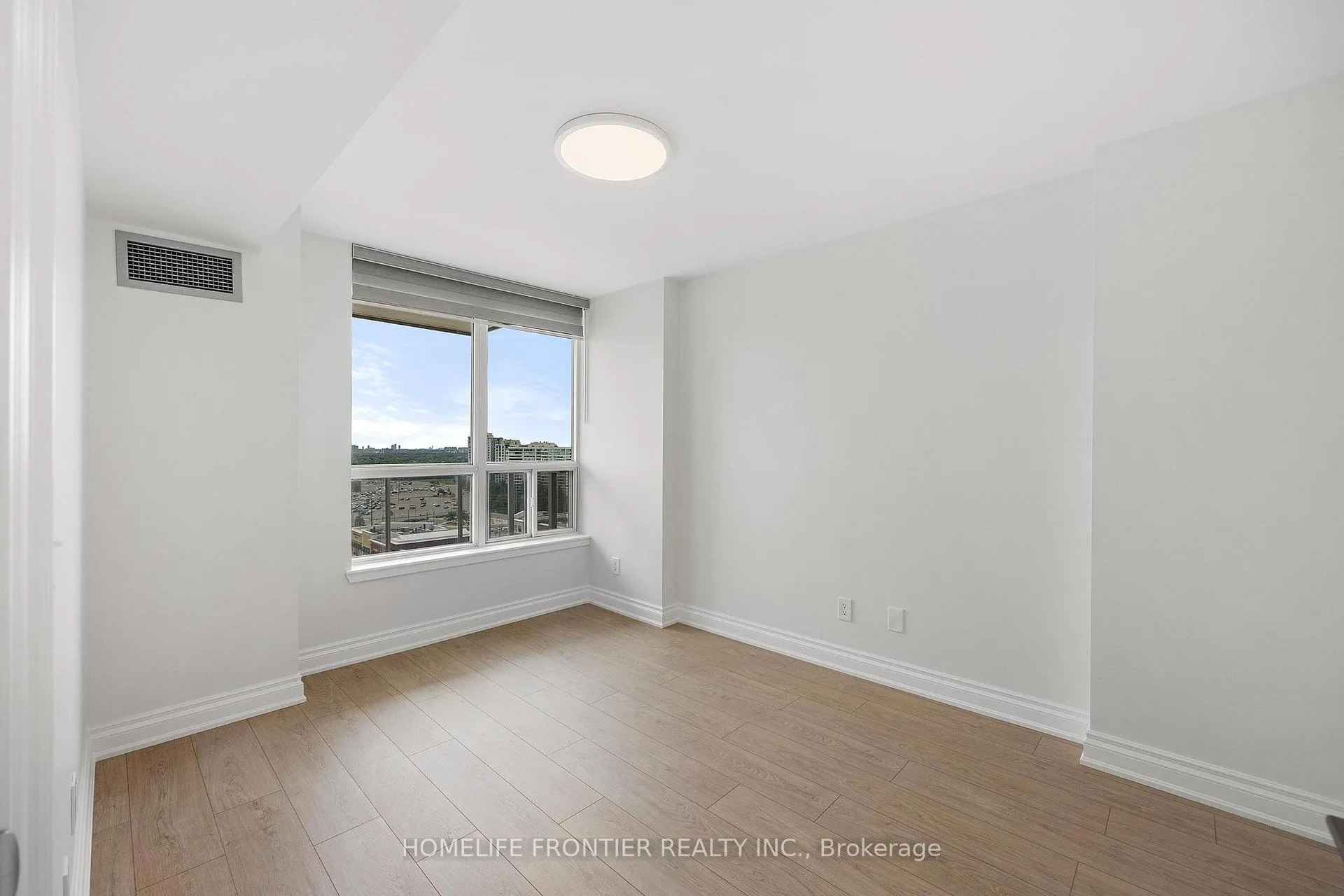 Photo 19 of Unit 1514, 15 North Park Road, Vaughan, Beverley Glen — HOMEH