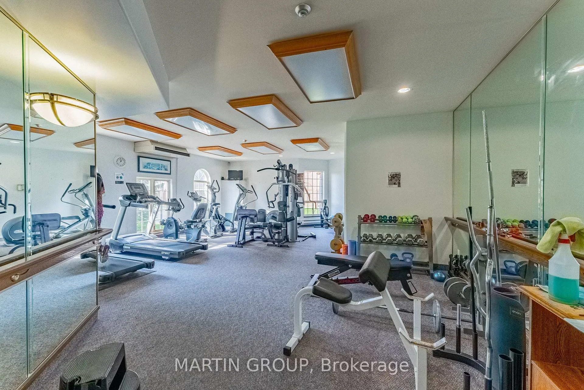 Photo 38 of 21 Critzia Drive, Hamilton, Mount Hope — HOMEH