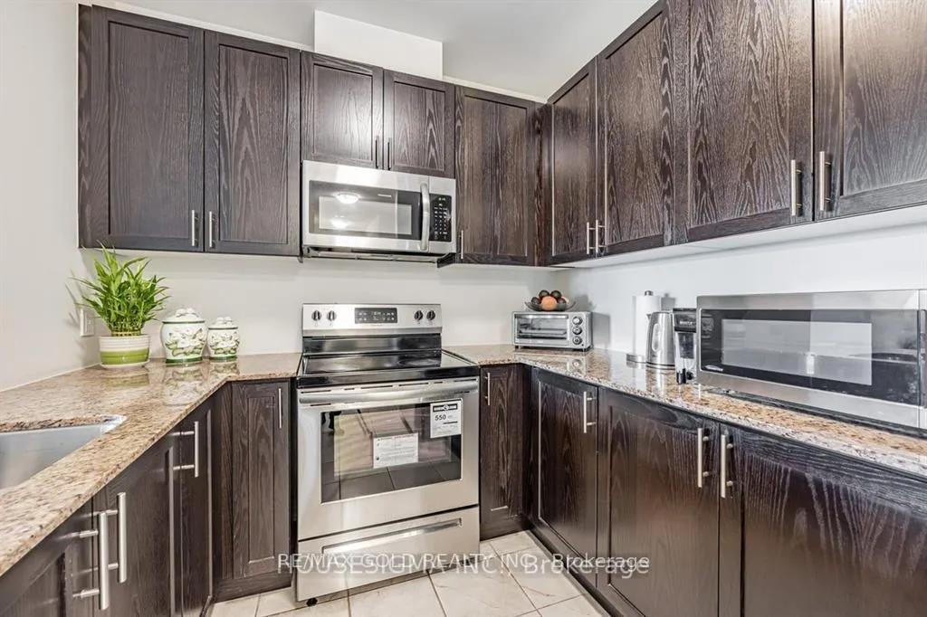 Photo 8 of Unit 203, 39 New Delhi Drive, Markham, Cedarwood — HOMEH